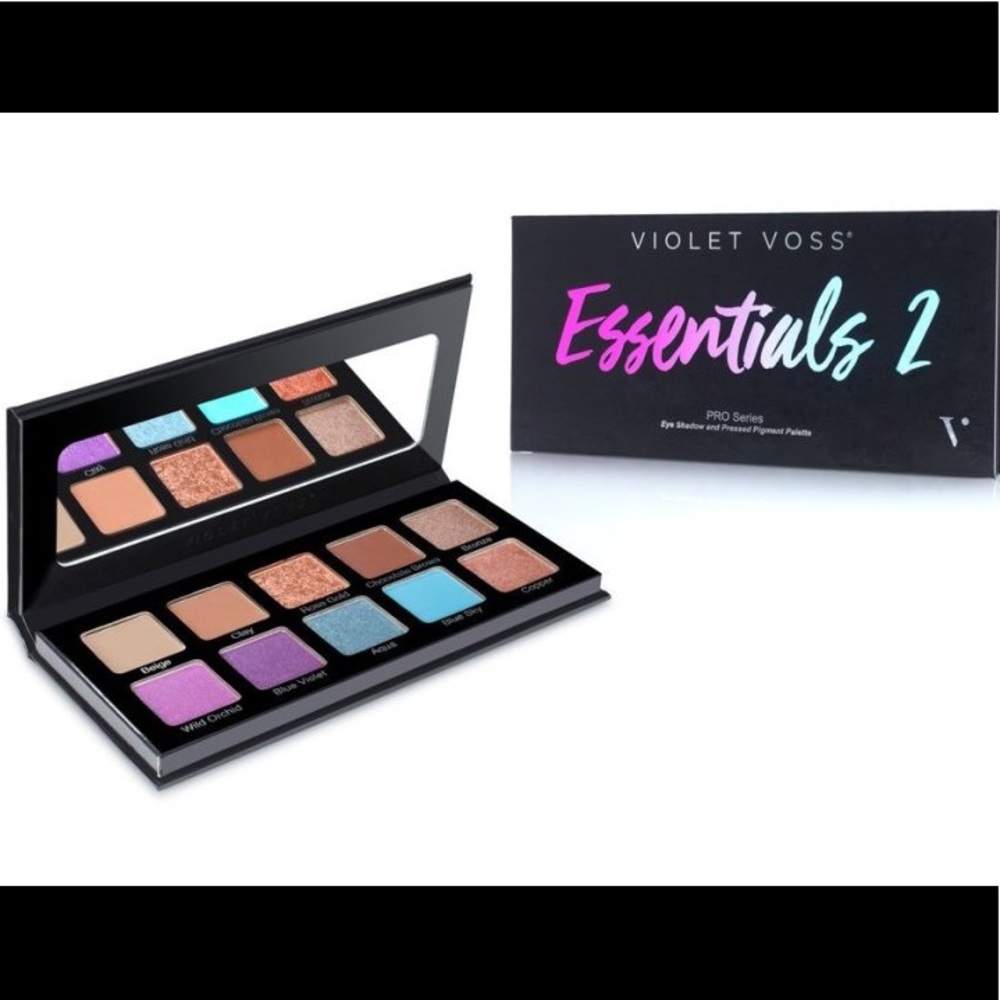 BNIB Violet Voss Essentials 2 eyeshadow palette!